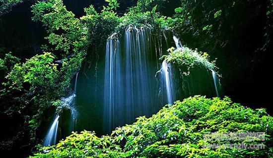 會澤大地縫 圖/昵圖網(wǎng)